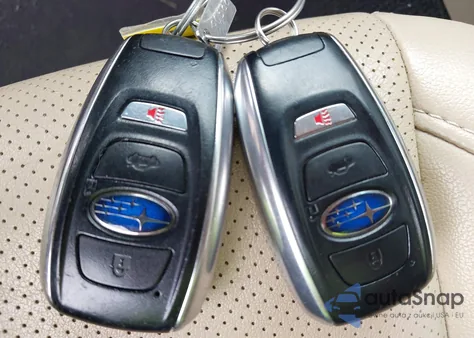 2016 Subaru Legacy 2.5I Limited z USA, uszkodzony, nr VIN 4S3BNAN66G3003314